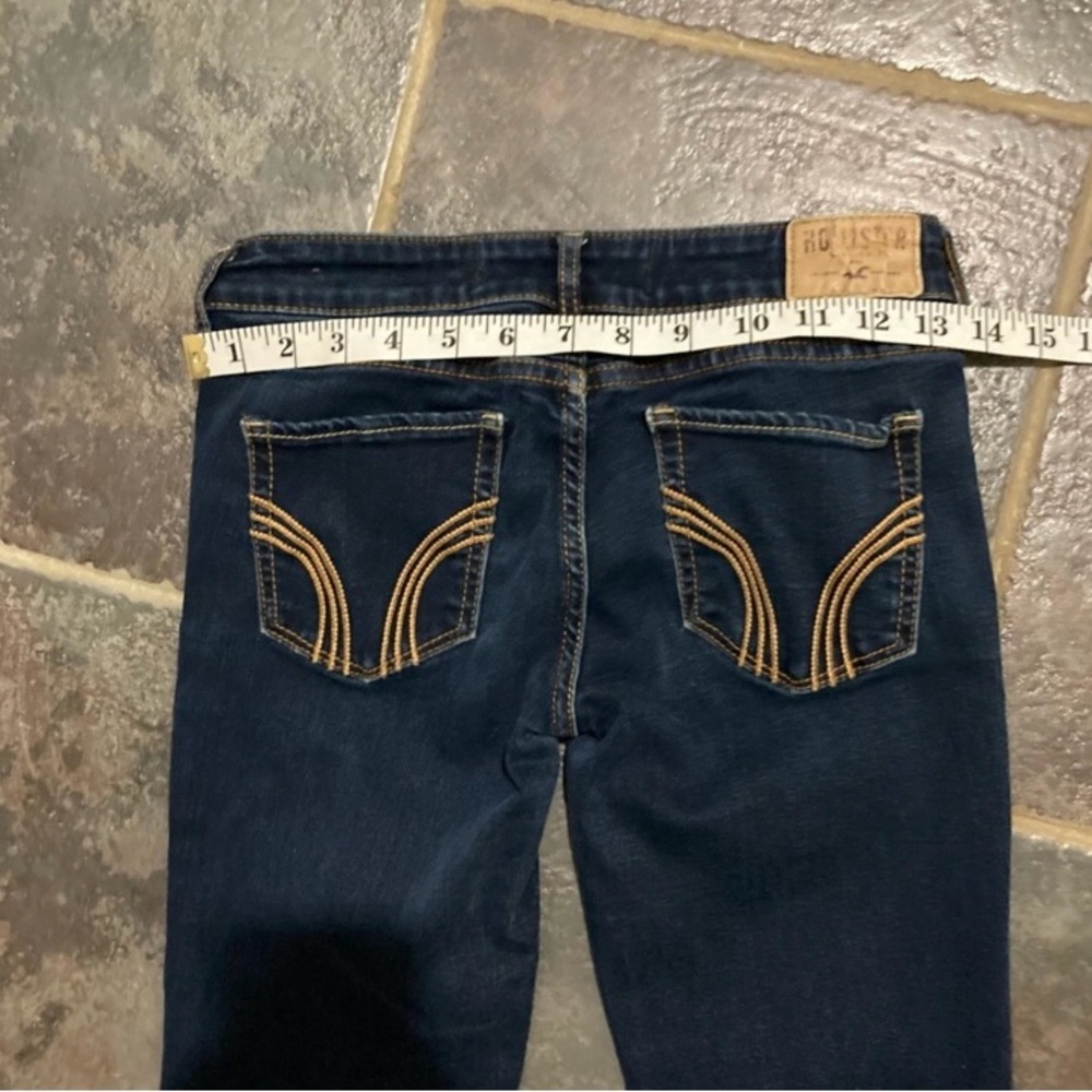 Hollister Dark Indigo Low Rise Straight Leg Jeans. Size w26 L 31.. size 3 - Picture 7 of 10